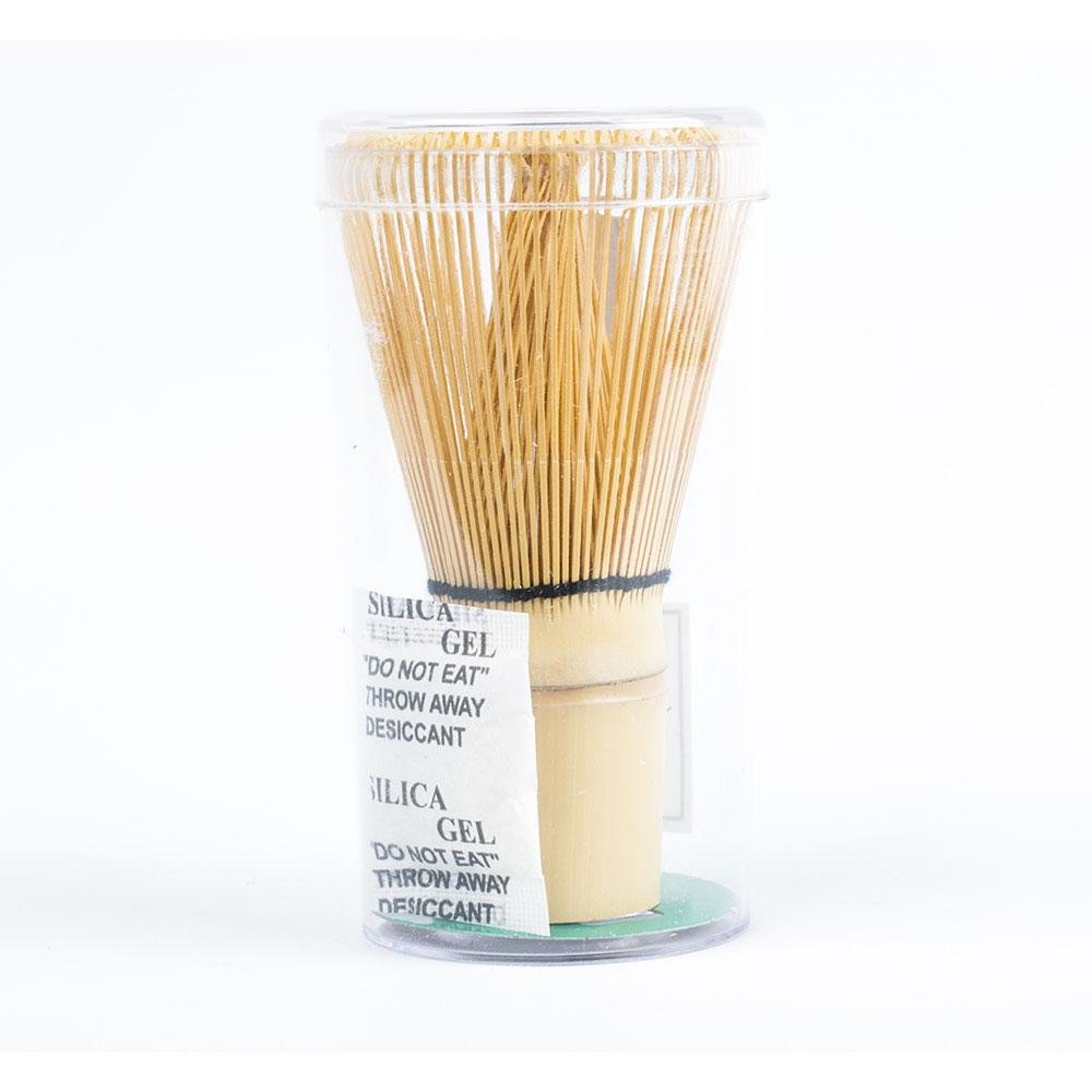 Batidor de bambú y boca para uso con té matcha Fotografía de stock